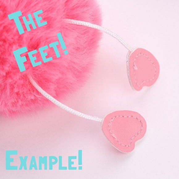 🆕Black Flamingo Pom Puff Gold Keychain Bag Charm! - Picture 5 of 8